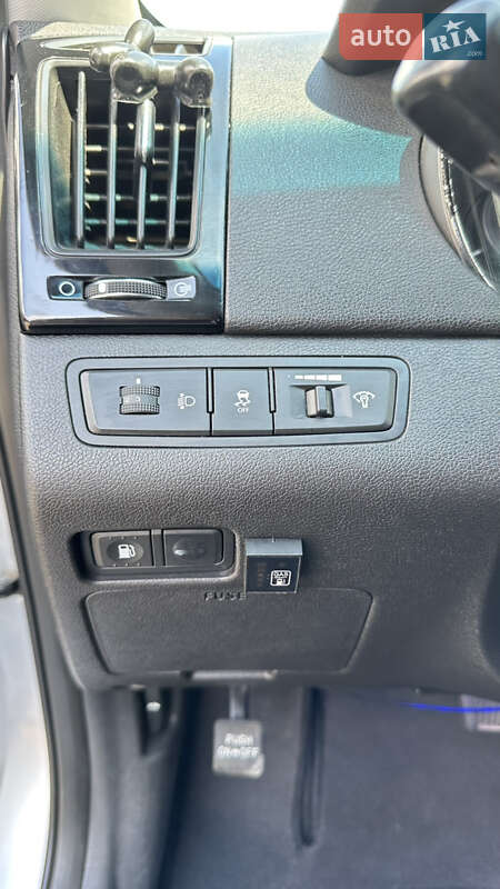 Седан Hyundai Sonata 2012 в Чернигове