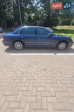 Седан Hyundai Sonata 2003 в Гайсине