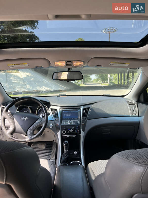 Седан Hyundai Sonata 2013 в Днепре
