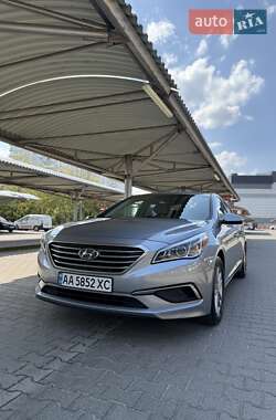 Седан Hyundai Sonata 2015 в Киеве