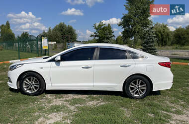 Седан Hyundai Sonata 2016 в Василькове