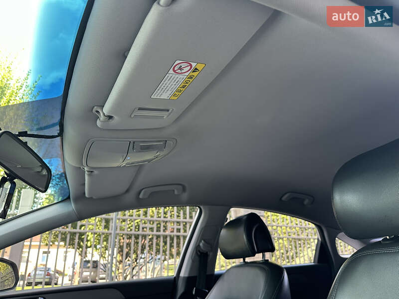 Седан Hyundai Sonata 2015 в Києві