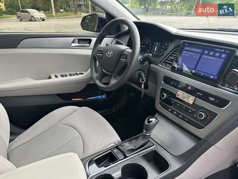 Седан Hyundai Sonata 2015 в Днепре