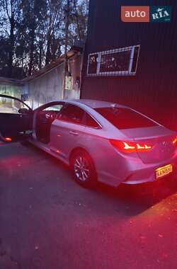 Седан Hyundai Sonata 2017 в Києві