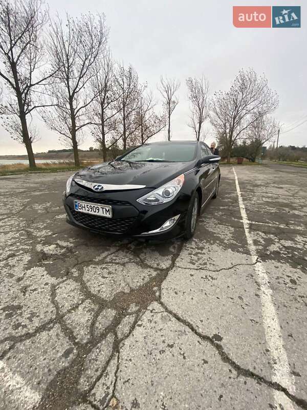Седан Hyundai Sonata 2013 в Белгороде-Днестровском фото 4 Седан Hyundai Sonata 2013 в Белгороде-Днестровском