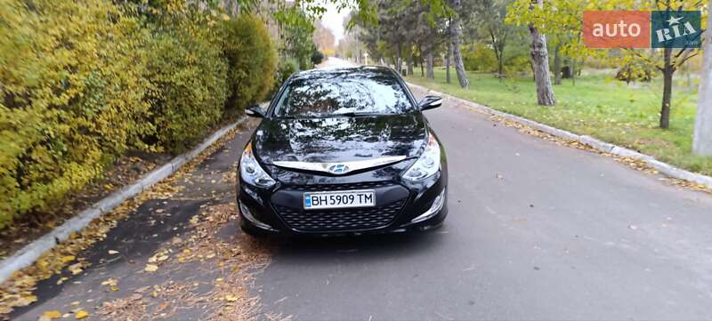 Седан Hyundai Sonata 2013 в Белгороде-Днестровском фото 12 Седан Hyundai Sonata 2013 в Белгороде-Днестровском