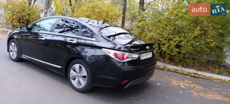 Седан Hyundai Sonata 2013 в Белгороде-Днестровском фото 18 Седан Hyundai Sonata 2013 в Белгороде-Днестровском