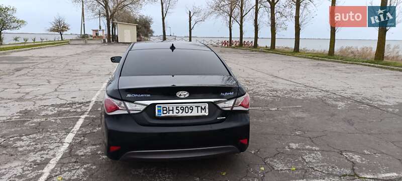 Седан Hyundai Sonata 2013 в Белгороде-Днестровском фото 22 Седан Hyundai Sonata 2013 в Белгороде-Днестровском