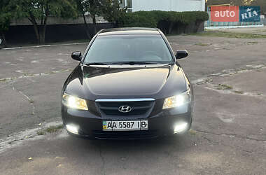 Седан Hyundai Sonata 2006 в  фото 14 Седан Hyundai Sonata 2006 в