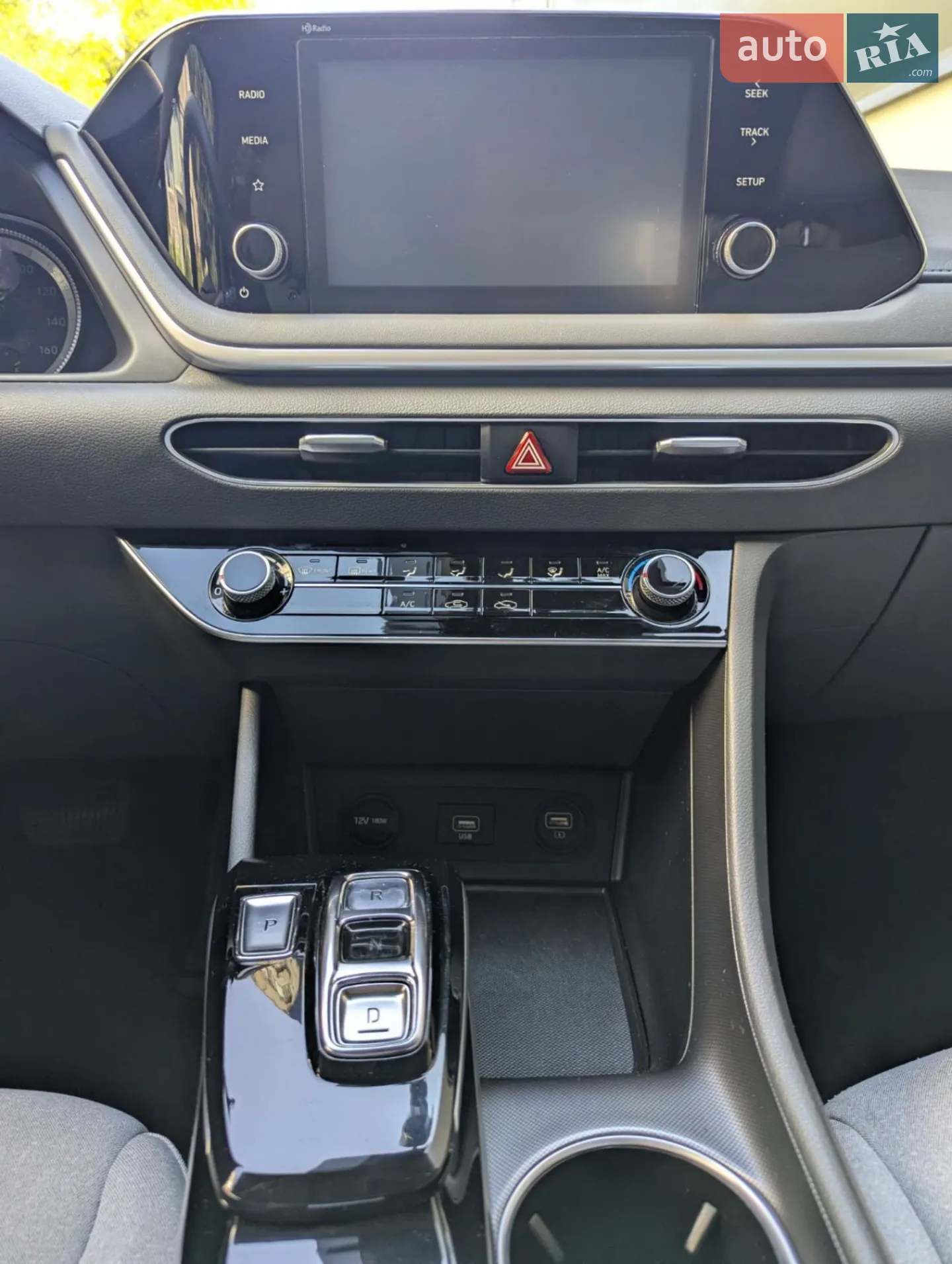 2020 Hyundai Sonata - мініатюра 27