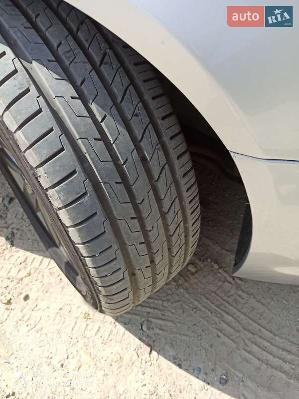 Седан Hyundai Sonata 2008 в Києві