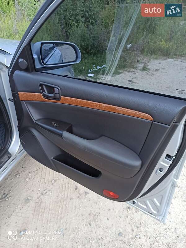 Седан Hyundai Sonata 2008 в Києві