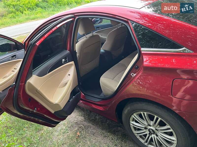 Седан Hyundai Sonata 2012 в Конотопе