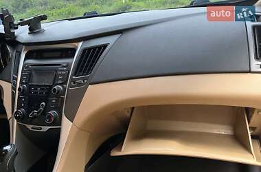 Седан Hyundai Sonata 2012 в Конотопе
