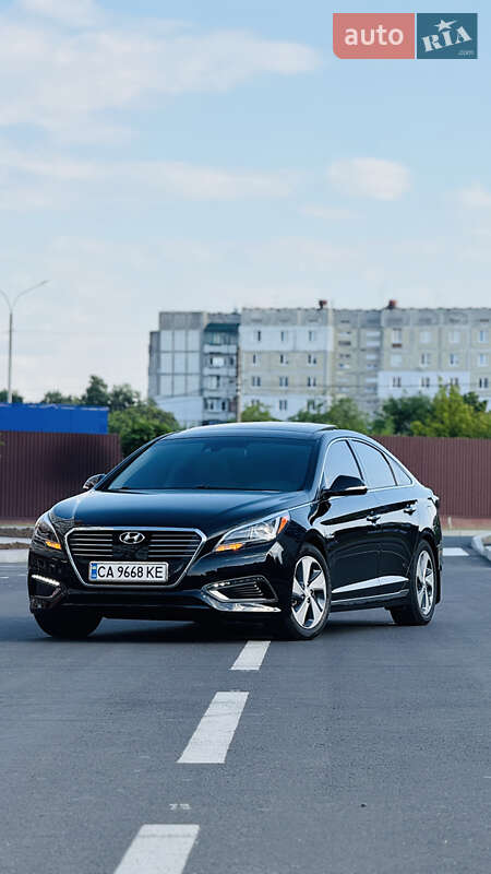 Седан Hyundai Sonata 2016 в Счастливом фото 20 Седан Hyundai Sonata 2016 в Счастливом