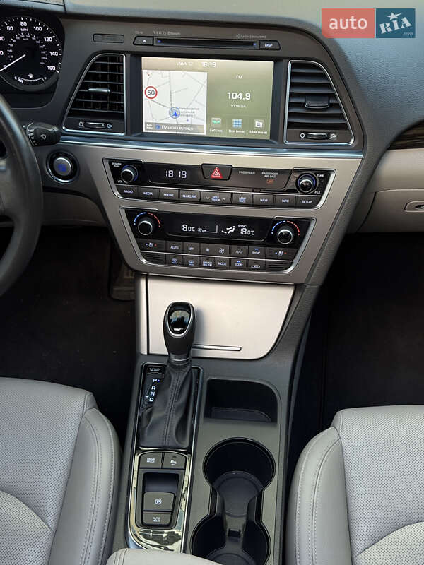 Седан Hyundai Sonata 2016 в Счастливом фото 34 Седан Hyundai Sonata 2016 в Счастливом