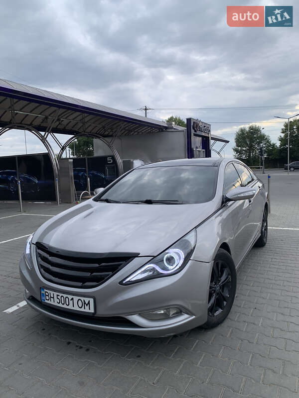 Седан Hyundai Sonata 2010 в Одессе
