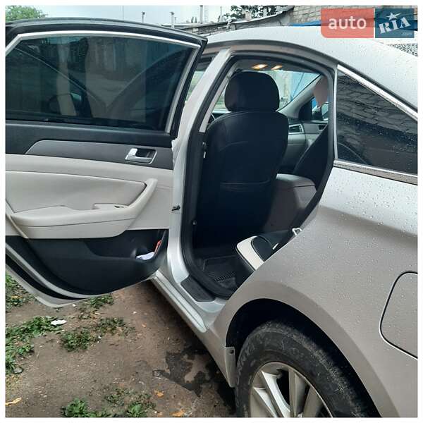 Седан Hyundai Sonata 2014 в Лозовій