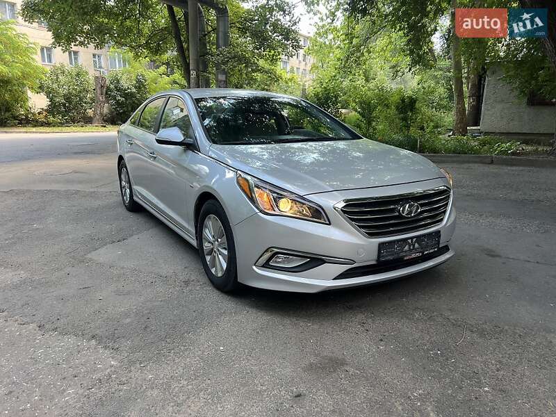 Hyundai Sonata 2015