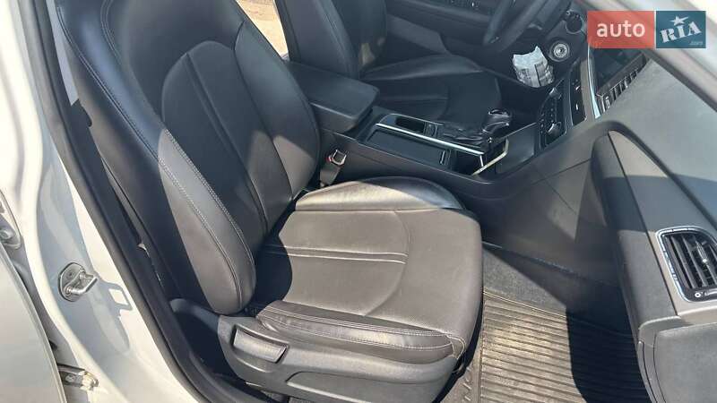 Седан Hyundai Sonata 2016 в Кагарлику