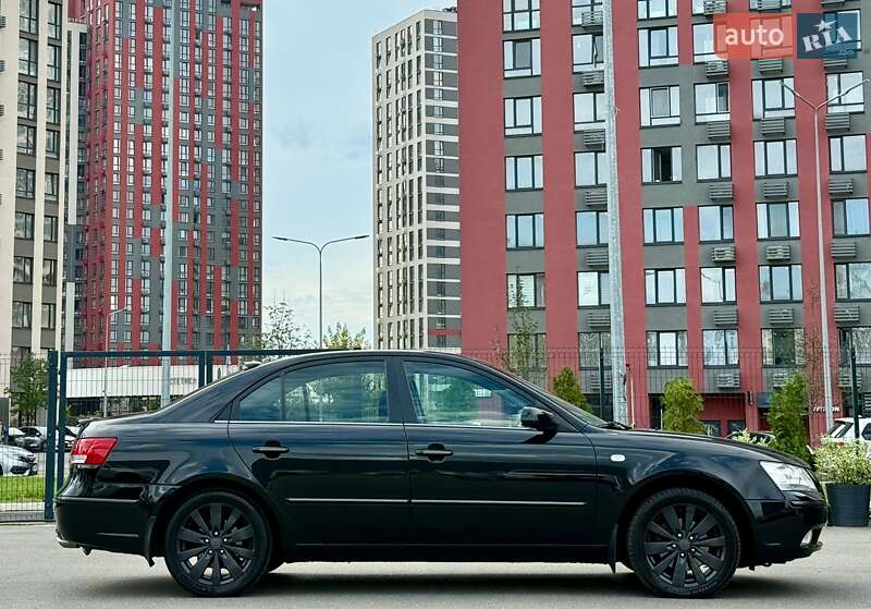Седан Hyundai Sonata 2008 в Киеве