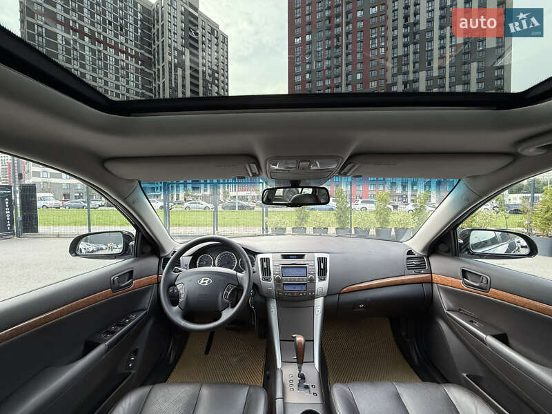 Седан Hyundai Sonata 2008 в Киеве