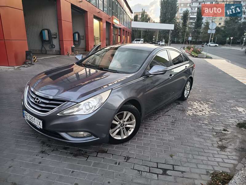 Седан Hyundai Sonata 2011 в Днепре