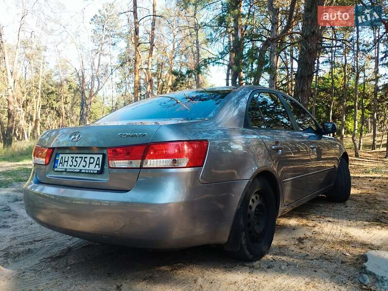 Седан Hyundai Sonata 2005 в Дніпрі