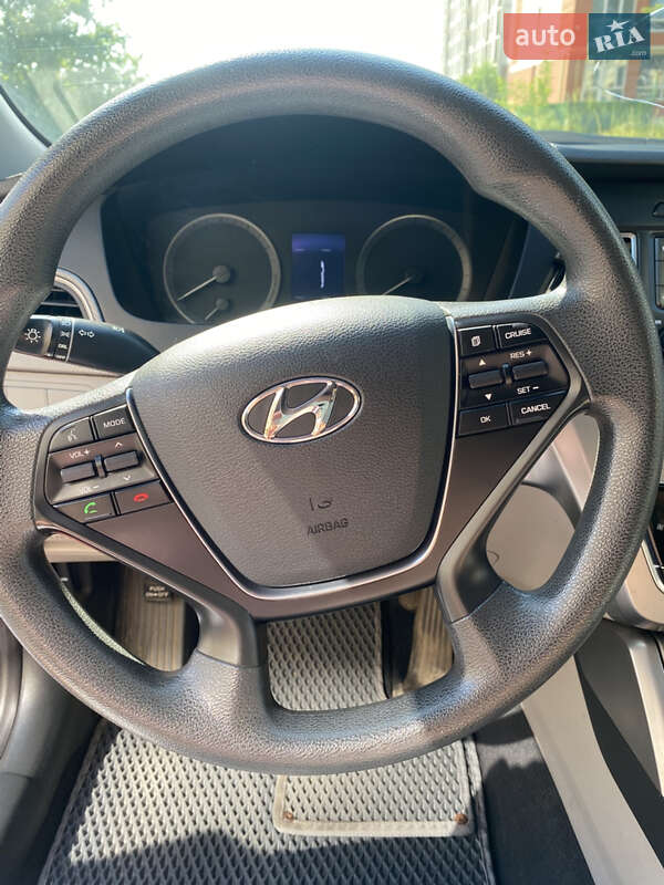Седан Hyundai Sonata 2017 в Києві