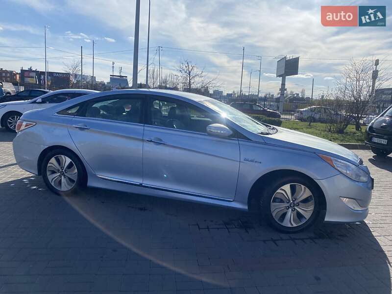 Седан Hyundai Sonata 2014 в Києві