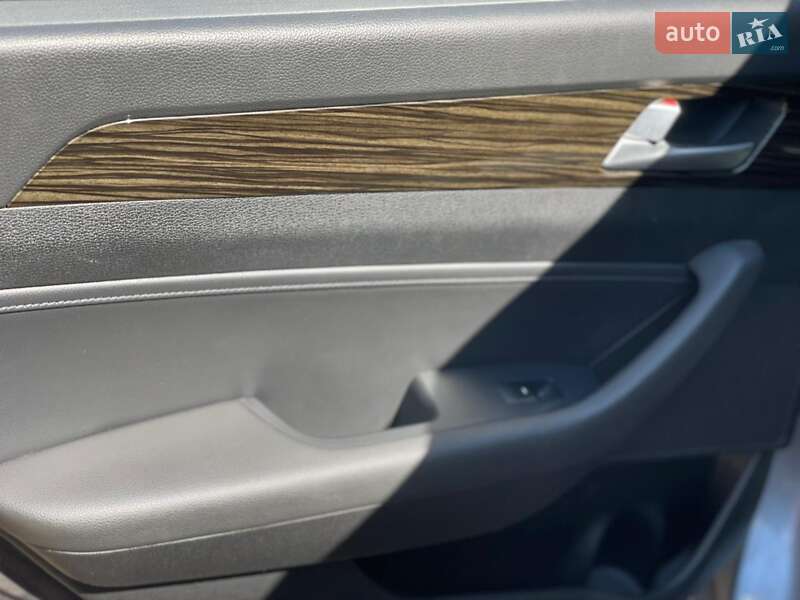 Седан Hyundai Sonata 2016 в Киеве фото 5 Седан Hyundai Sonata 2016 в Киеве