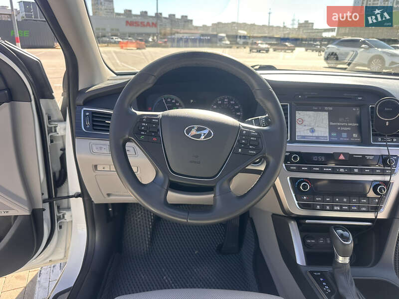 Седан Hyundai Sonata 2016 в Одесі