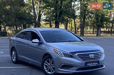 Седан Hyundai Sonata 2015 в 