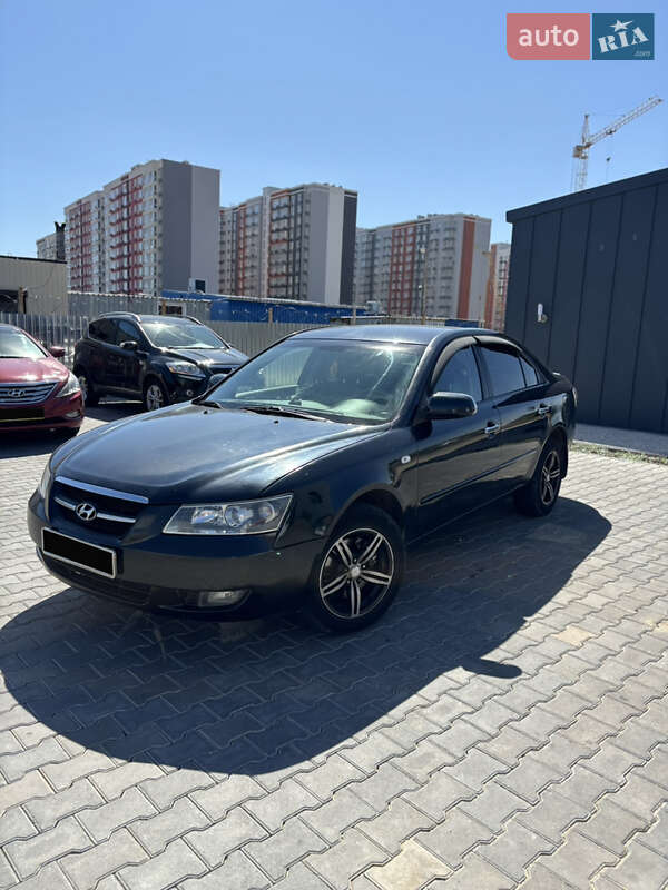 Седан Hyundai Sonata 2007 в Авангарде фото 4 Седан Hyundai Sonata 2007 в Авангарде