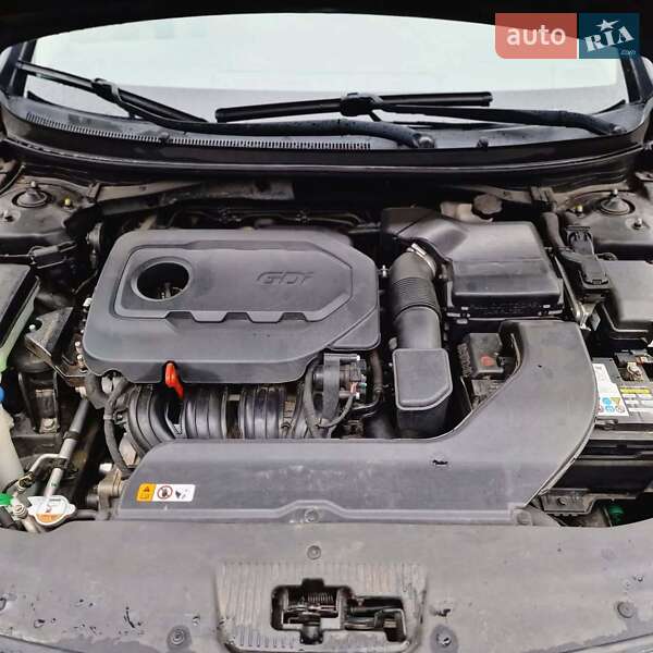 Седан Hyundai Sonata 2015 в Киеве фото 10 Седан Hyundai Sonata 2015 в Киеве