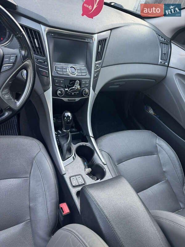 Седан Hyundai Sonata 2014 в Рівному