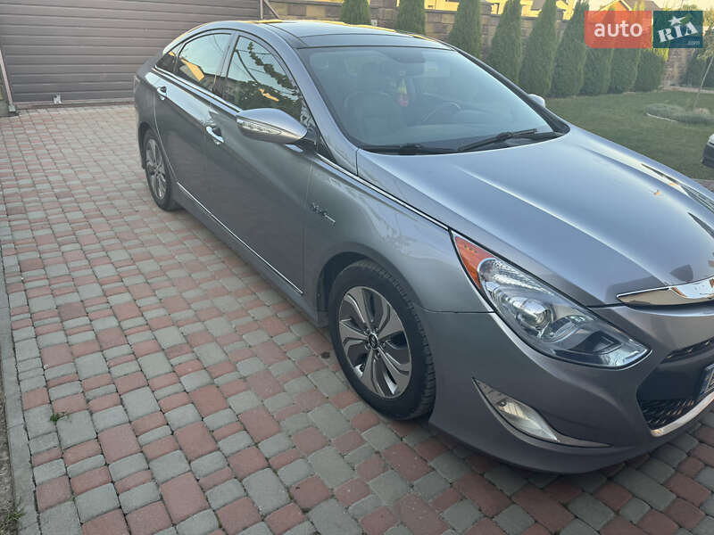 Седан Hyundai Sonata 2014 в Рівному