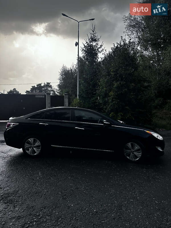 Седан Hyundai Sonata 2013 в Киеве