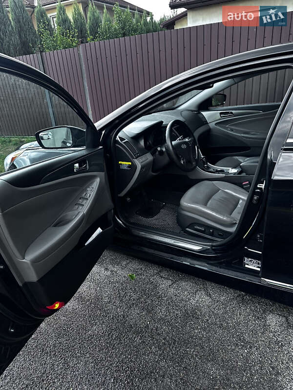 Седан Hyundai Sonata 2013 в Киеве