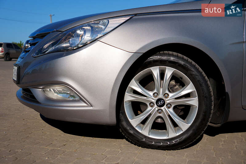 Седан Hyundai Sonata 2012 в Львові