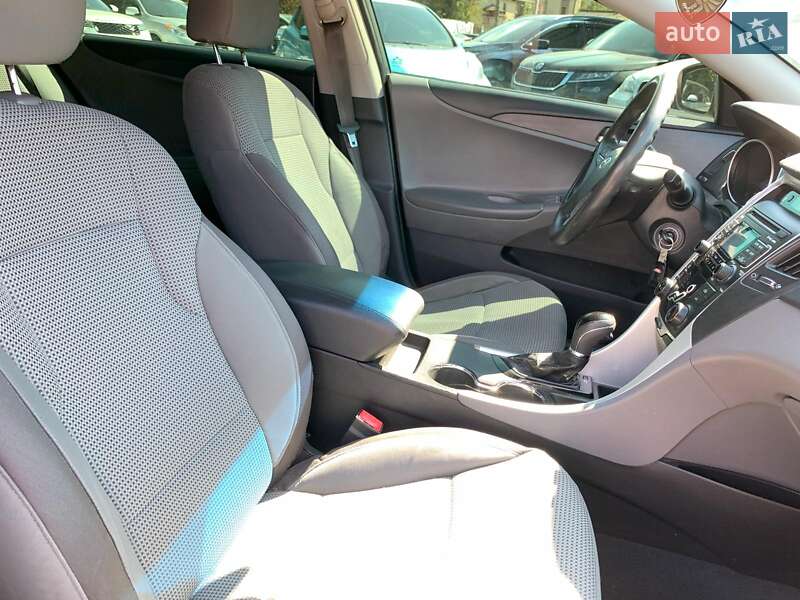 Седан Hyundai Sonata 2011 в Виннице