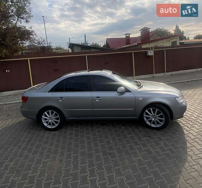 Hyundai Sonata 2008