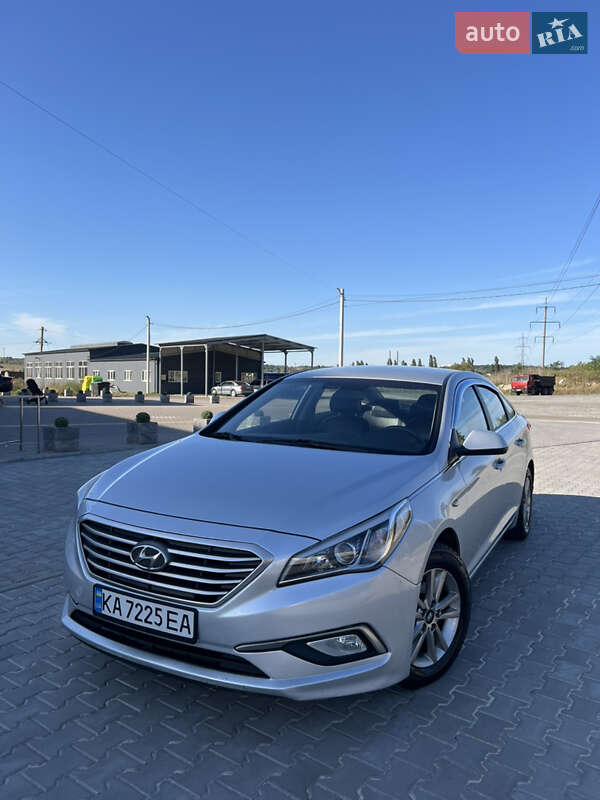 Седан Hyundai Sonata 2015 в 