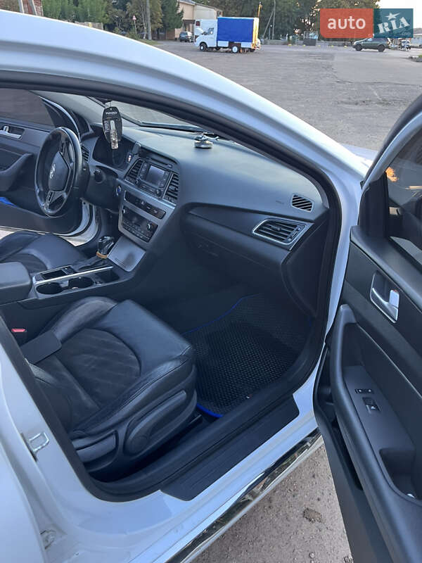 Седан Hyundai Sonata 2014 в Чернігові