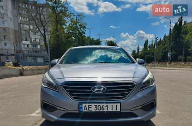 Седан Hyundai Sonata 2016 в Николаеве