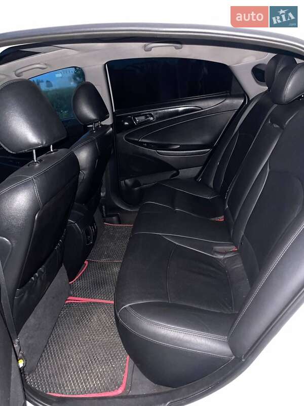 Седан Hyundai Sonata 2013 в Богдановке