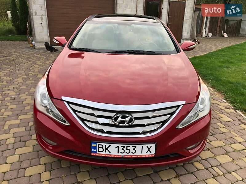 Hyundai Sonata 2012