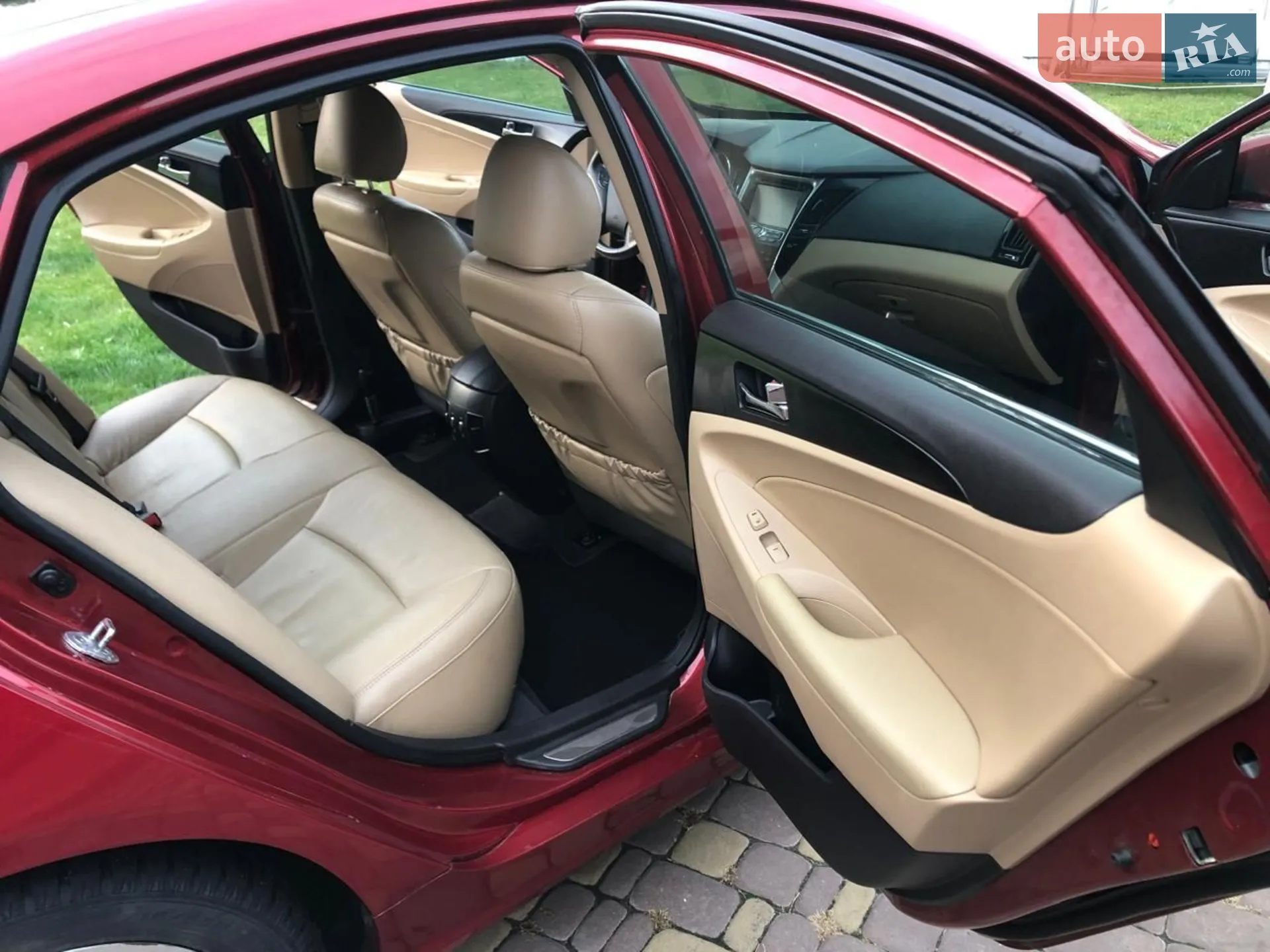2012 Hyundai Sonata - мініатюра 11