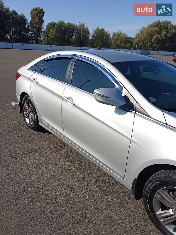 Седан Hyundai Sonata 2014 в Софиевской Борщаговке фото 8 Седан Hyundai Sonata 2014 в Софиевской Борщаговке
