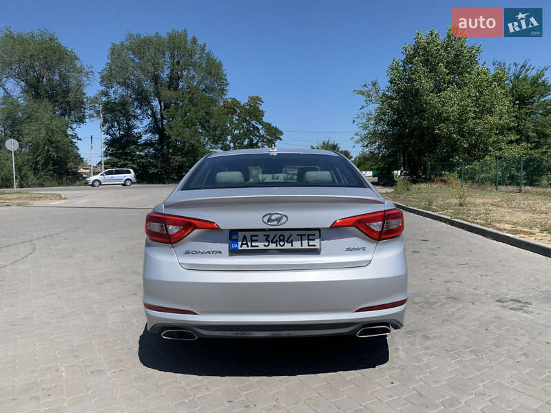Седан Hyundai Sonata 2014 в Новомосковську